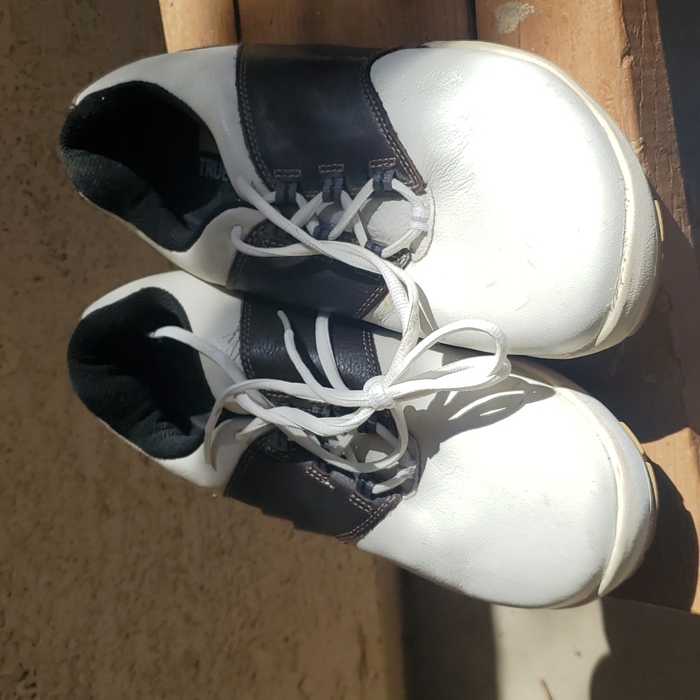 Golf shoes True LINKSwear brand white with brown trim men's size 10